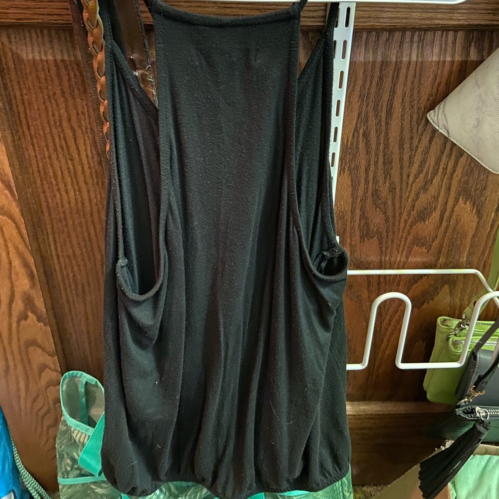 Tank top - Picture 2 of 3